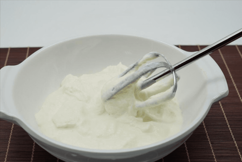 动物奶油与植物奶油大不同：从原料到使用场景的全面解析