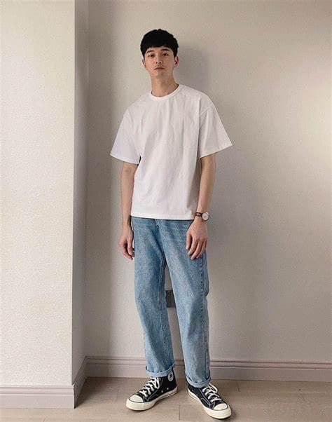 矮个男生穿搭指南：打造高挑形象的小技巧