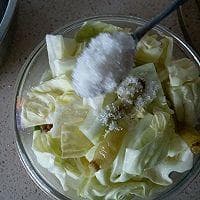 自制泡菜：甜酸脆爽，简单易学的美味小菜