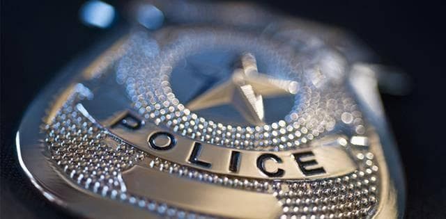 美国人为什么把警察叫COP