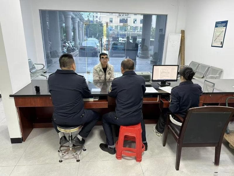 不按计价器收费？罚！海口一出租司机违规营运被处罚