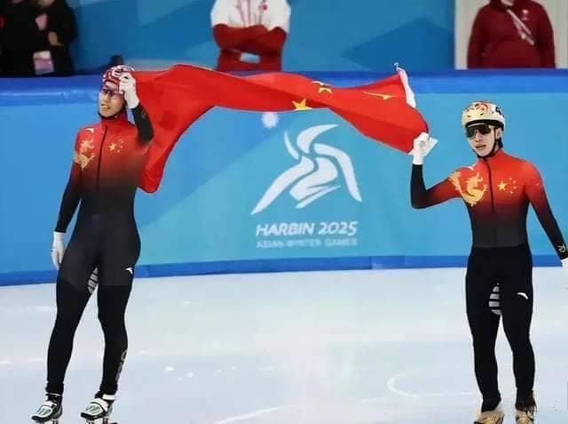 亚冬会首日战报：中国队斩获8金8银5铜，林孝埈上演惊天反超