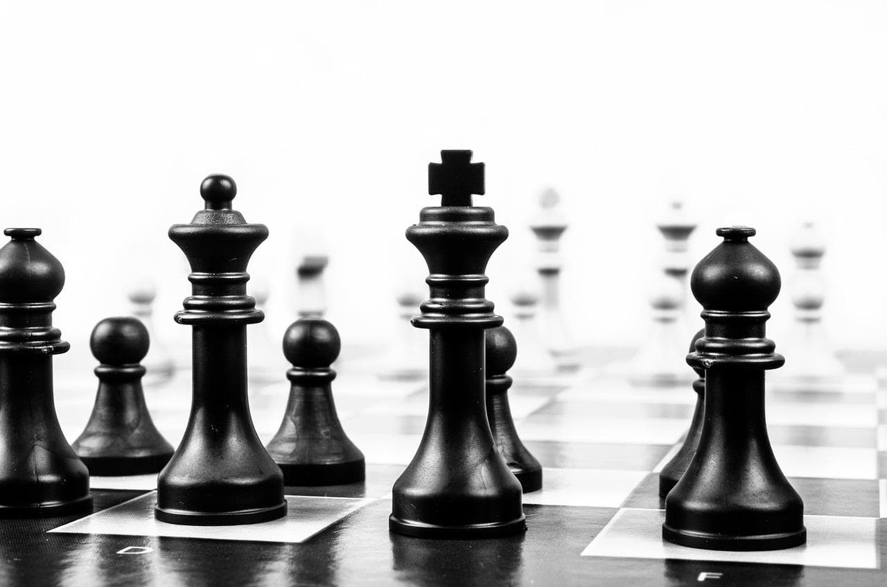 生活中的矛盾冲突解析：原因、处理与和谐之道