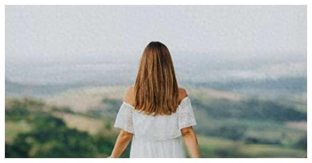 一个女生强大到可怕的8种表现