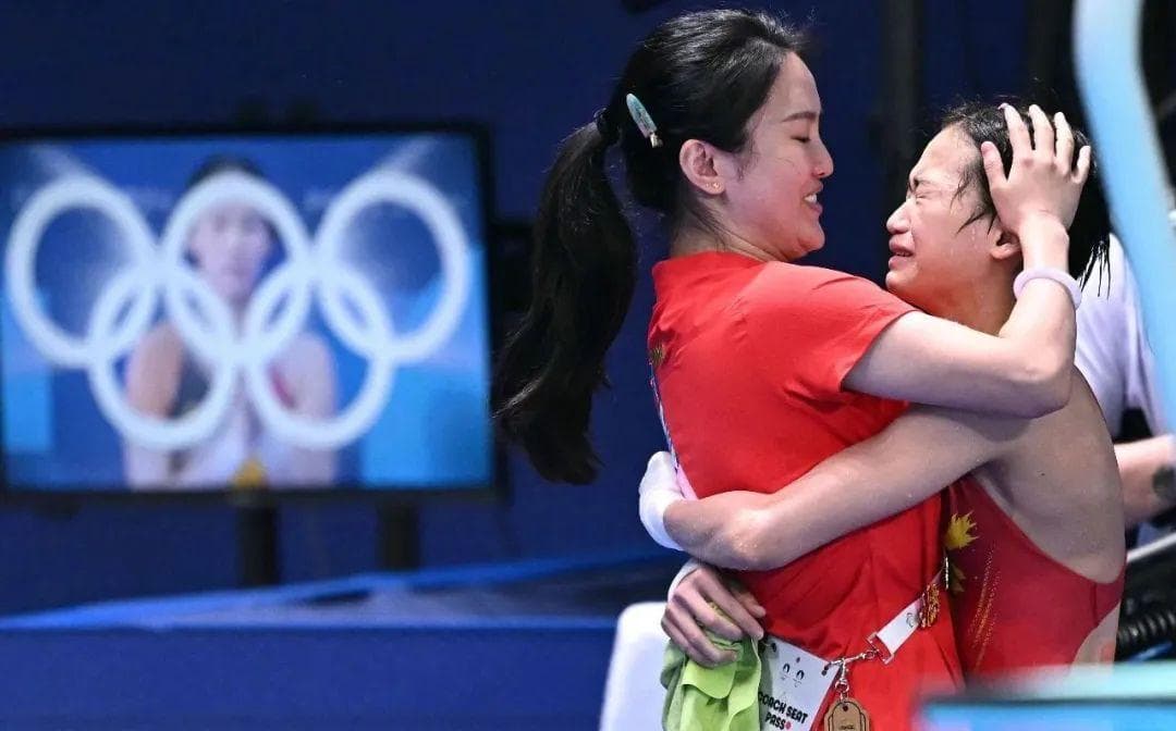 全红婵“三金”背后，是两个女孩的奋斗故事