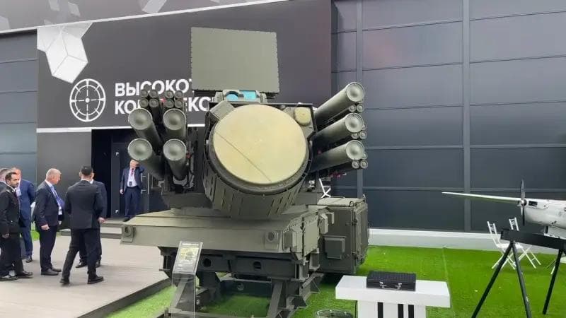 用于对抗无人机的防空导弹系统“Pantsir-SMD-E”