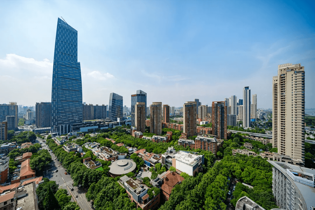武汉的城市更新，就这么水灵灵地出圈了
