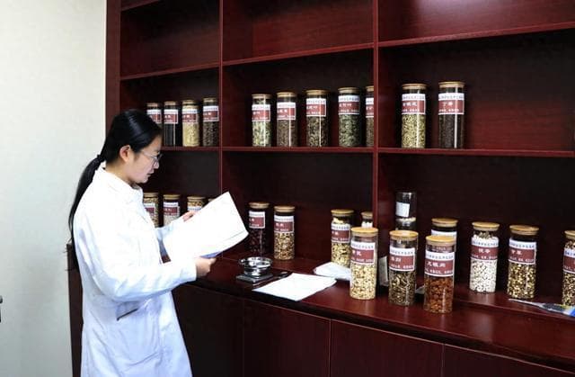 印台区中医医院：中药“茶”饮  “喝”护健康