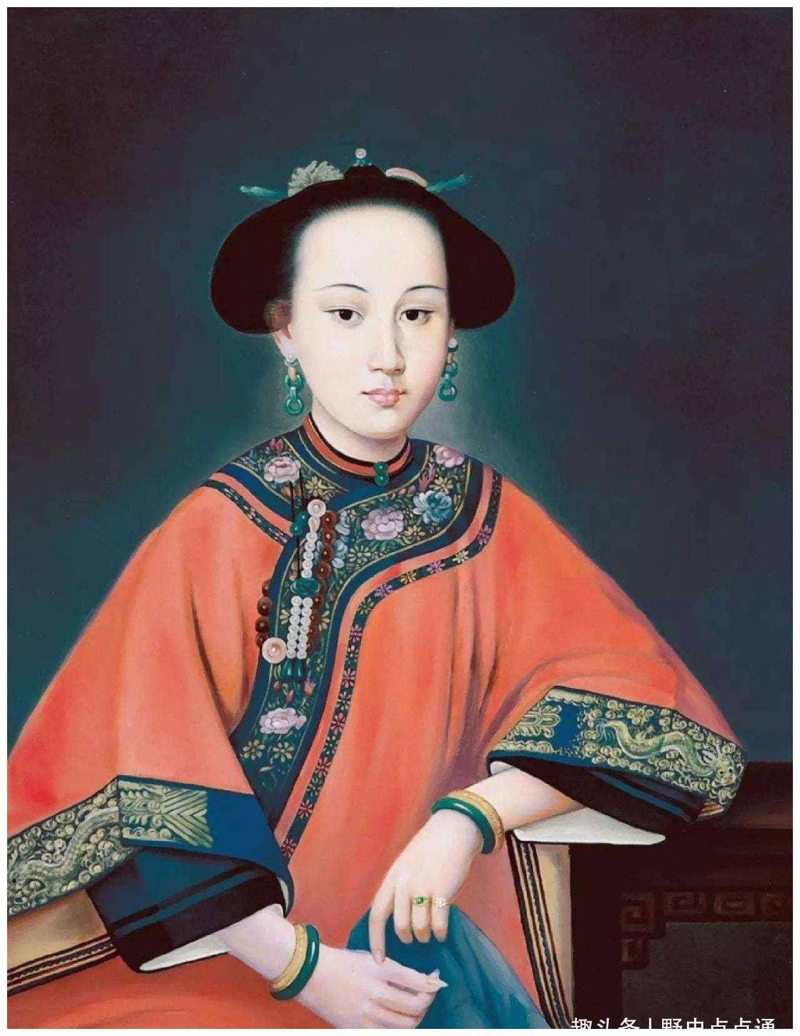 27岁入宫，在后宫28年，无儿无女，她是乾隆皇帝最宠爱的女人