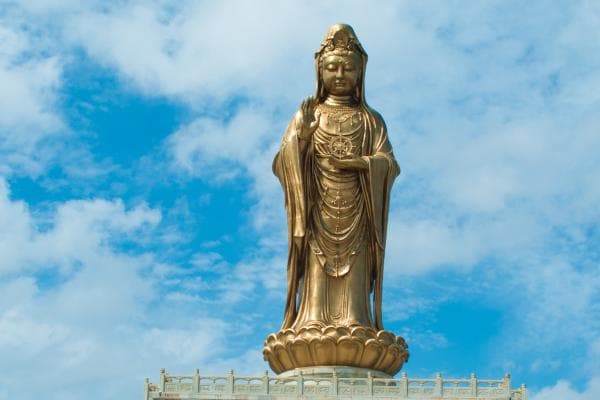 中国佛教八大道场：普陀山上榜，一定要去拜拜