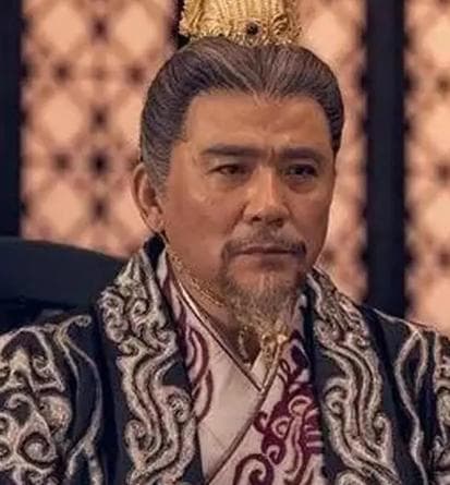 探究严嵩与徐阶的贪污行为及其影响