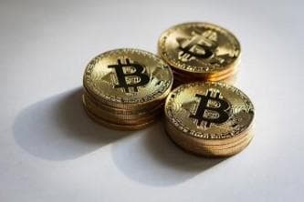稳定币是什么？如何使用去中心化稳定币？