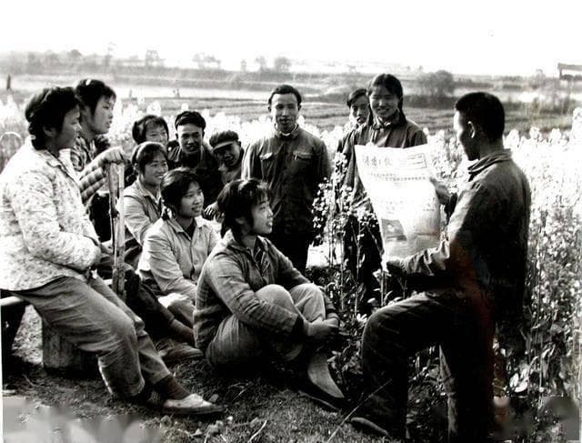 60-70年代的日常原来是这样！那些年的烟火气让人心生怀念！