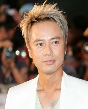 李克勤个人资料：从“第五天王”到乐坛巨星