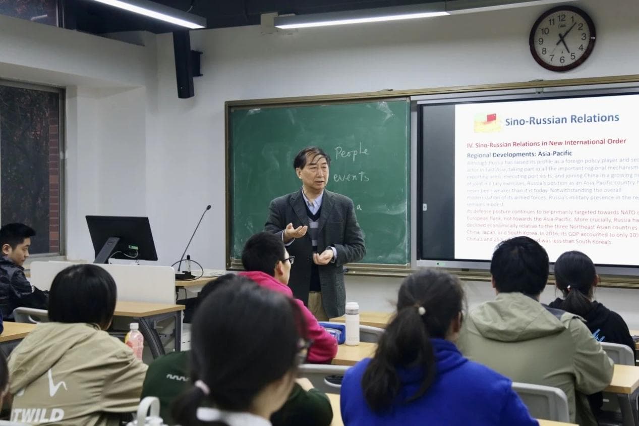 上海杉达学院师资力量解析：创新教学模式，培养复合型人才