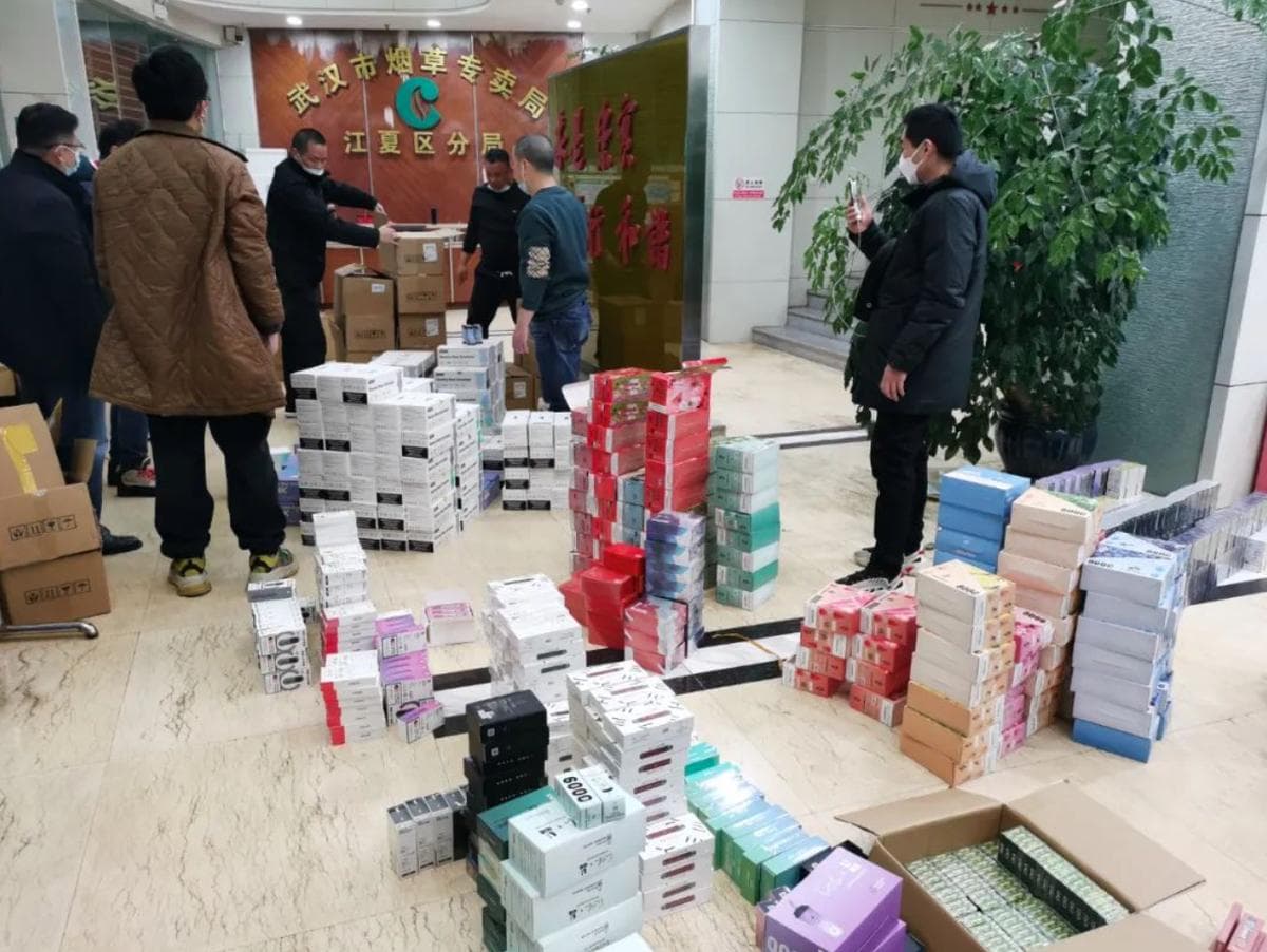 湖北打掉跨省电子烟非法生产网络 涉案货值逾亿元