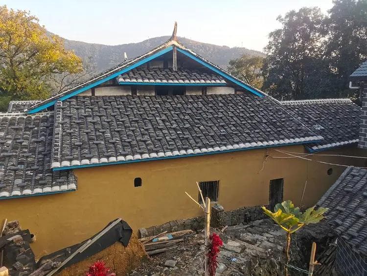 福建宁德一座四百年畲族古村藏在山上，非遗传承人还上过春晚