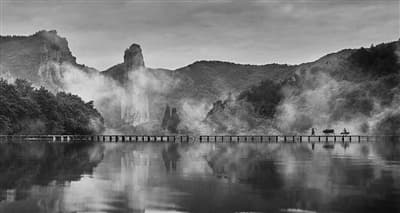 影视剧《与凤行》热播带火取景地缙云仙都