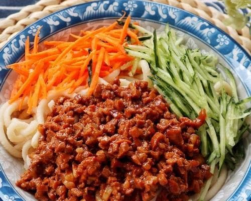 八叔珍藏版炸酱面怎么做？详解独特步骤与秘诀