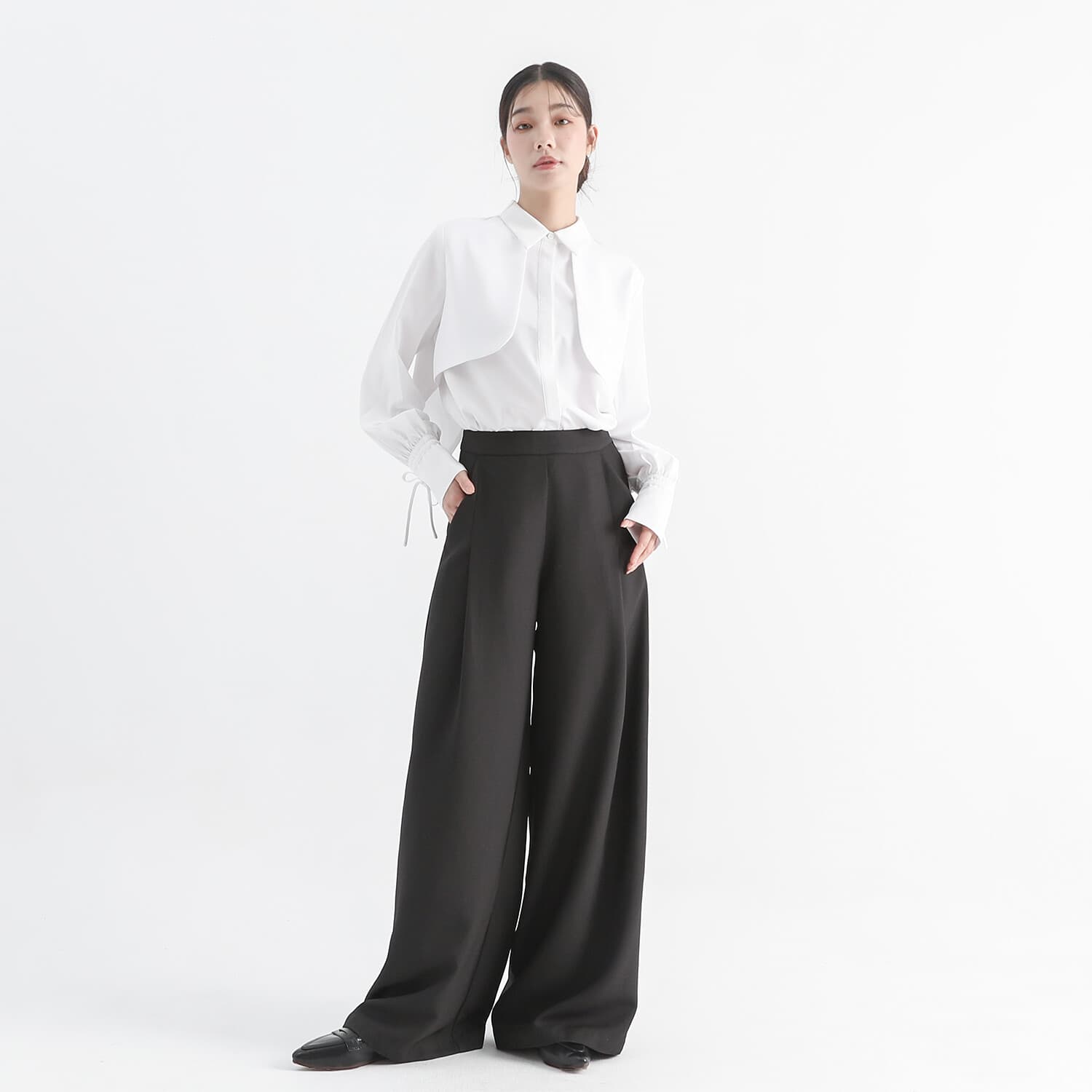 黑色裤子配什么衣服？一週 7 套穿搭攻略