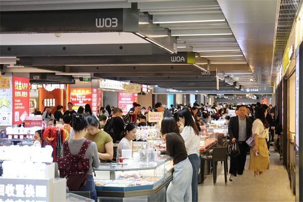 “金”光闪闪背后：消费者如何慧眼识金？