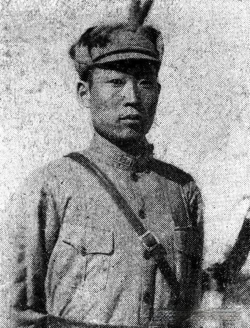 卢沟桥上，二十九军奋起反抗，佟麟阁是首位为抗日牺牲的高级将领