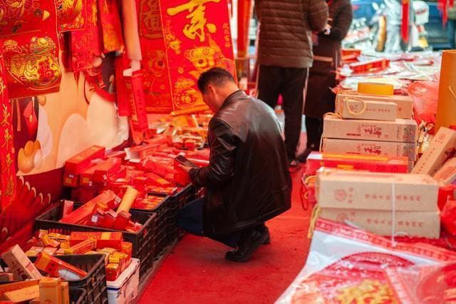 临近春节，这4种年货提前囤！超市员工：提前买好，越晚价格越贵