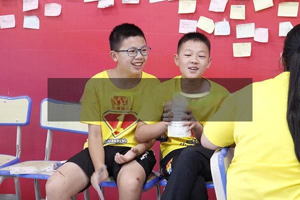 孩子性格内向不自信怎么引导