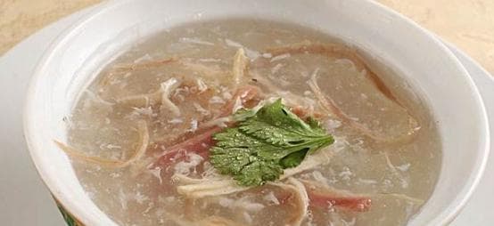 健康美味，以石斛海马鱼翅汤为主题的家常美食（美味佳肴）