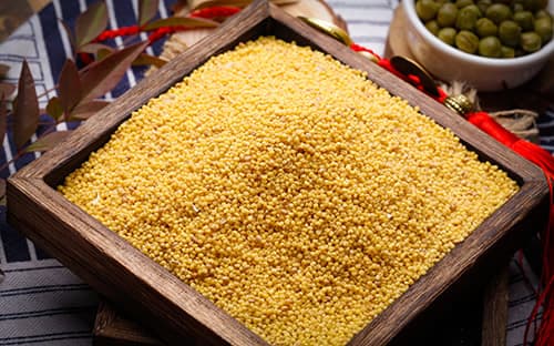 粟米是小米吗 粟米的功效作用及食用方法