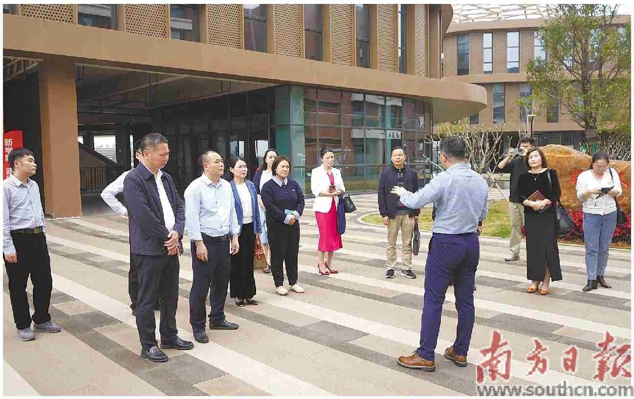 养成“三个习惯”为多元成长筑基
