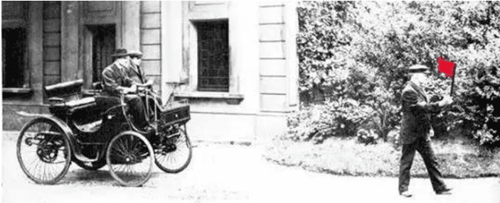 自动驾驶正在经历100年前汽车面临的同样问题
