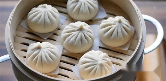 蒸包子总是不成功？该用猛火还是小火？