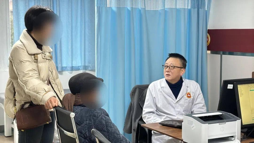 成都平安肿瘤医院黄宏医生：中医为什么能缓解肿瘤患者化疗后副作用？