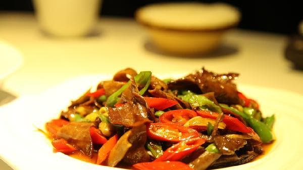 吃肉放屁很臭是什么原因?