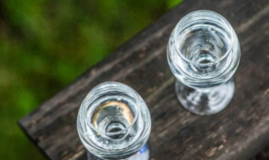 春运乘火车带酒必看：包装完好，50度以下限6瓶