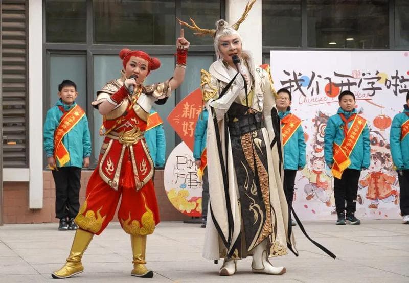 西安市各级文明校园开展2025年思想道德教育“开学第一课”活动