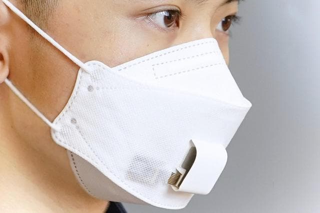内置传感器的口罩能分析佩戴者的呼吸 从而跟踪他们的健康状况