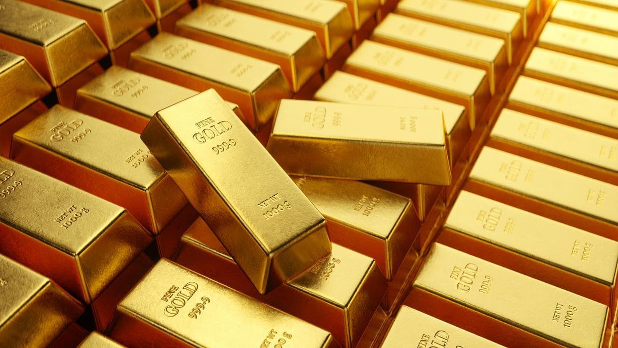 黄金价格走势的多维解析：影响因素、历史对比与未来展望