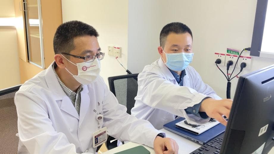 “国家队”专家运用逆向介入治疗，打通患者完全闭塞冠脉血管