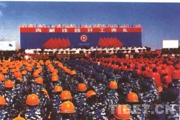 青藏铁路的“前世今生”：一条跨越世纪的钢铁天路