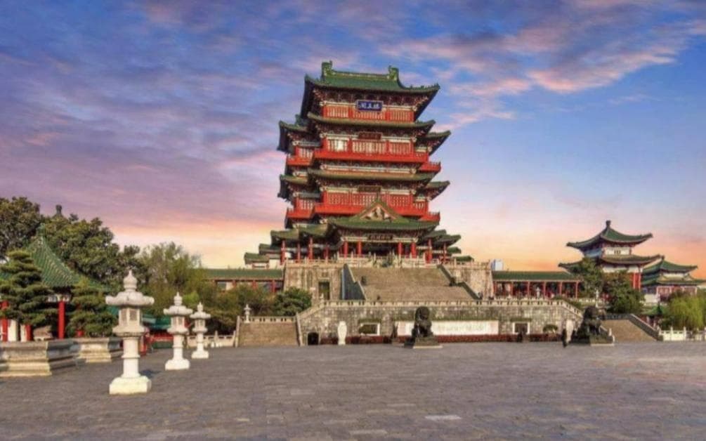 一文成名天下知：揭秘三座滕王阁的千年传奇