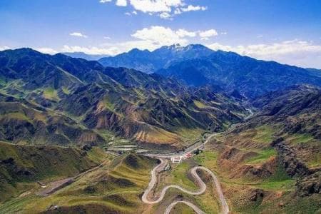 独库公路旅游攻略：景点、路线、装备全解析