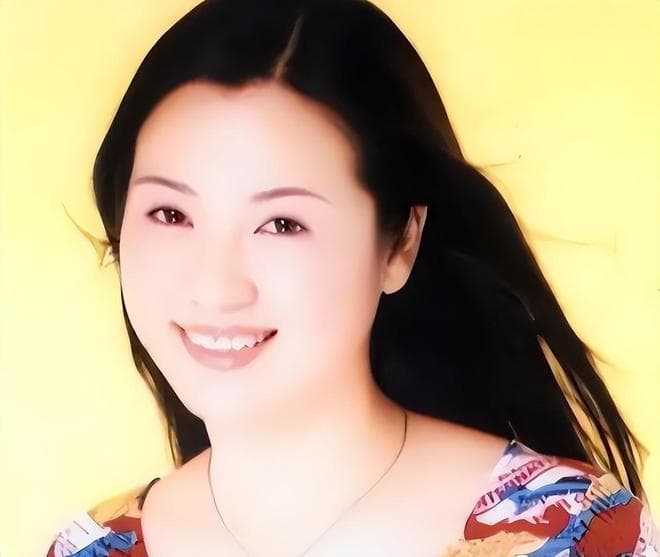 央视主持人王欢：从承德女孩到“电影频道一姐”，42岁英年早逝