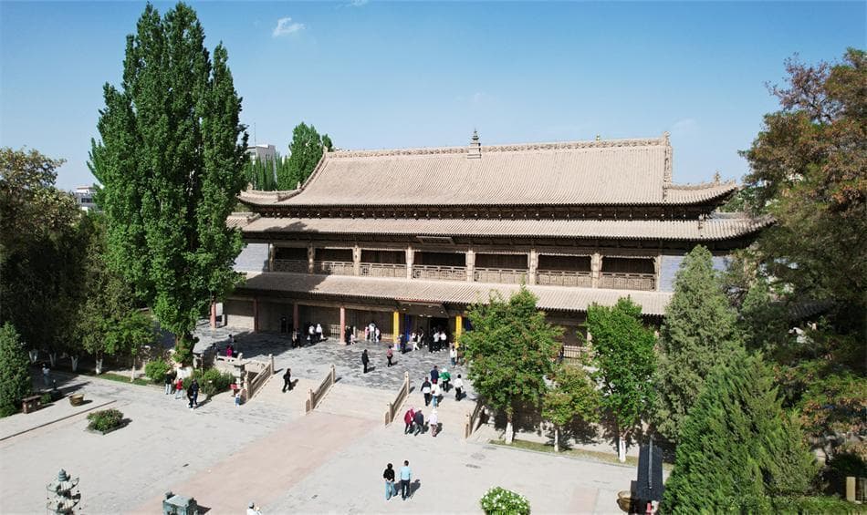 【文化中国行】在张掖大佛寺 感受丝路之美