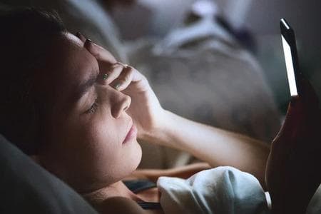 青少年睡眠不足的危害与应对方案