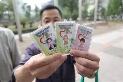 多地推出残疾人免费公交卡政策，办理条件和流程全解析