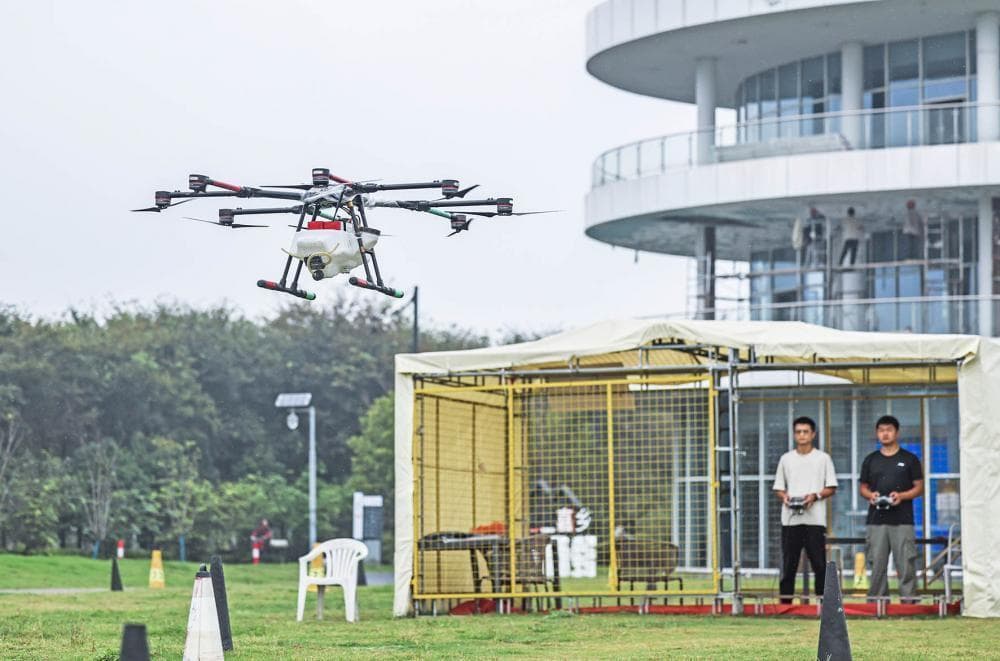 低空经济概念股激情起飞 三季报却在焦灼