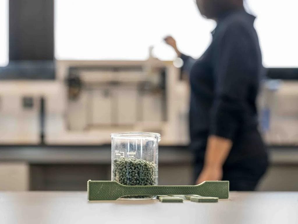 微粉化技术突破：皮革废料变身3D打印鞋材