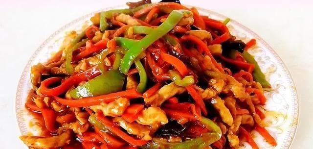 鱼香肉丝的做法：经典川菜的美味秘诀